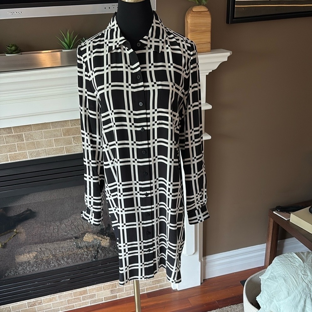 Diane Von Furstenberg 100% silk Geometric Dress size 6